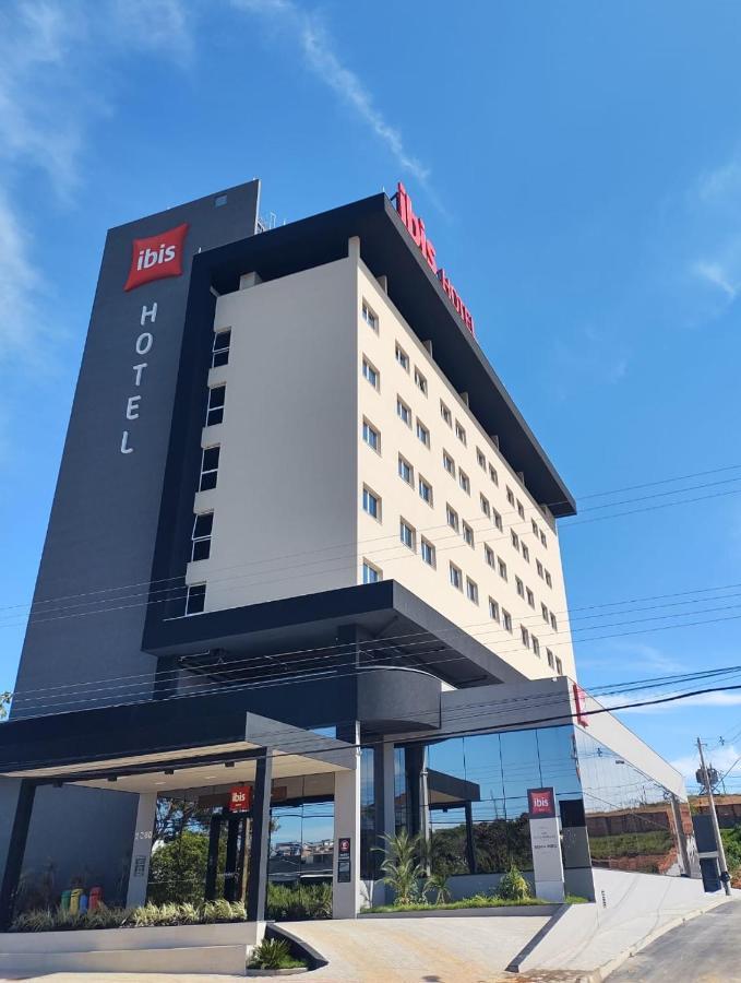 Ibis Nova Serrana Esterno foto